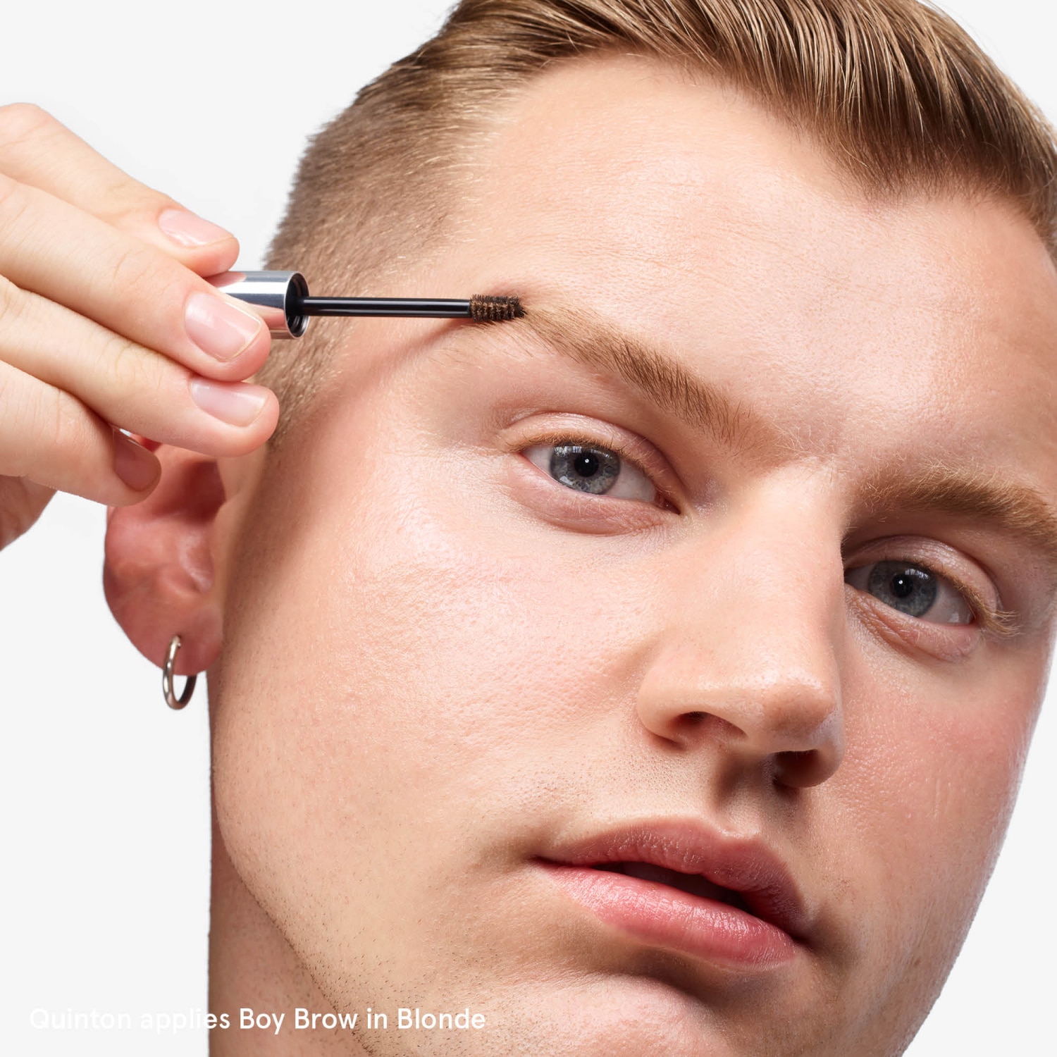 BOY BROW VOLUMIZING EYEBROW GEL-POMADE (GEL-CREMA PARA CEJAS CON EFECTO VOLUMINIZADOR)